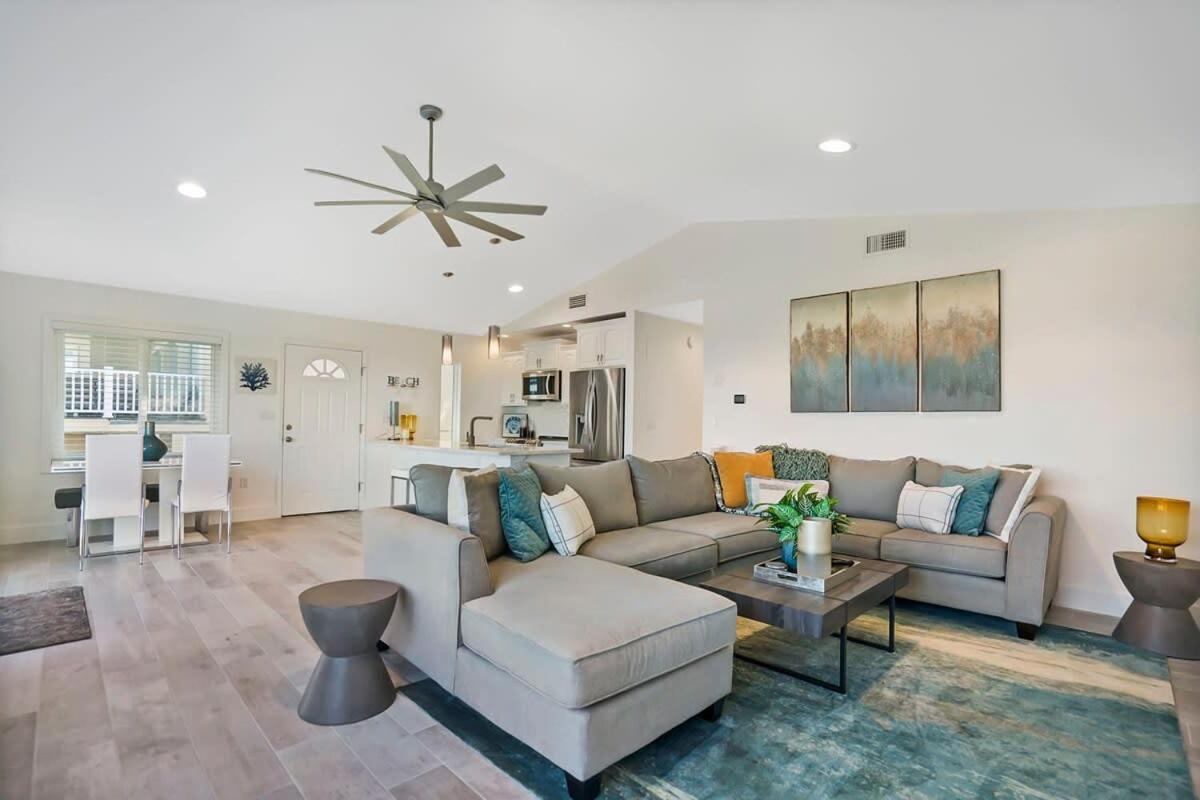 Ocean Views Retreat! Renovated Apt With Beach Bikes! St. Augustine Exteriör bild